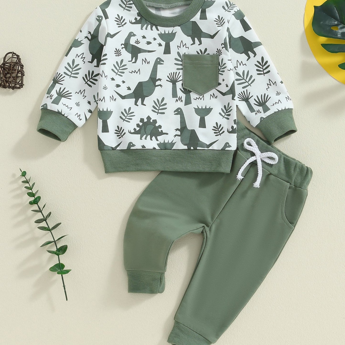 Kids Boys 2pcs Outfit, Long Sleeve Dinosaur Print Sweatshirt with Elastic Waist Sweatpants Fall Outfit
