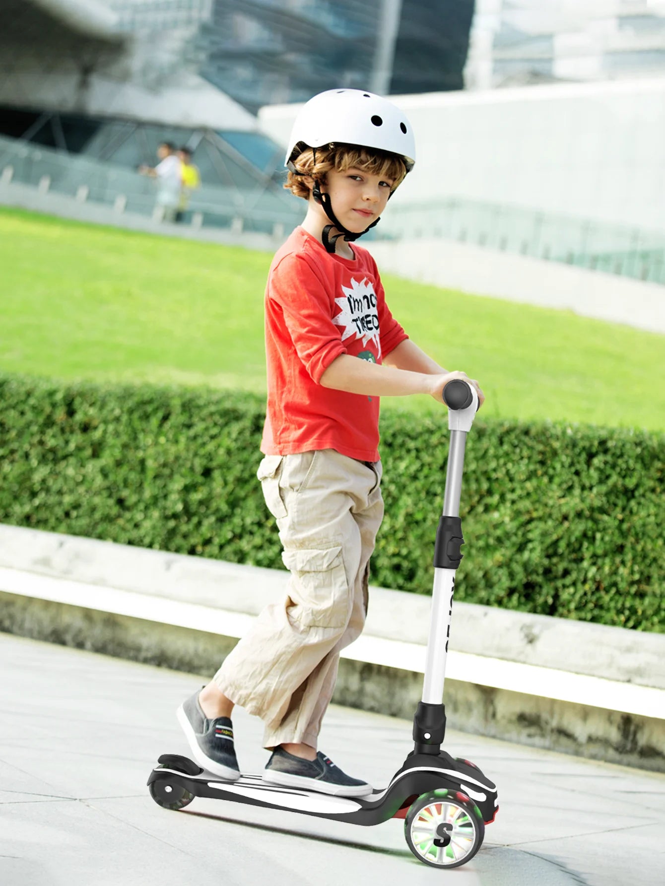Sejoy Kid Kick Scooter Three Wheel Lightweight Children's Foot Scooter with LED Flashing Features Height Adjustable Design