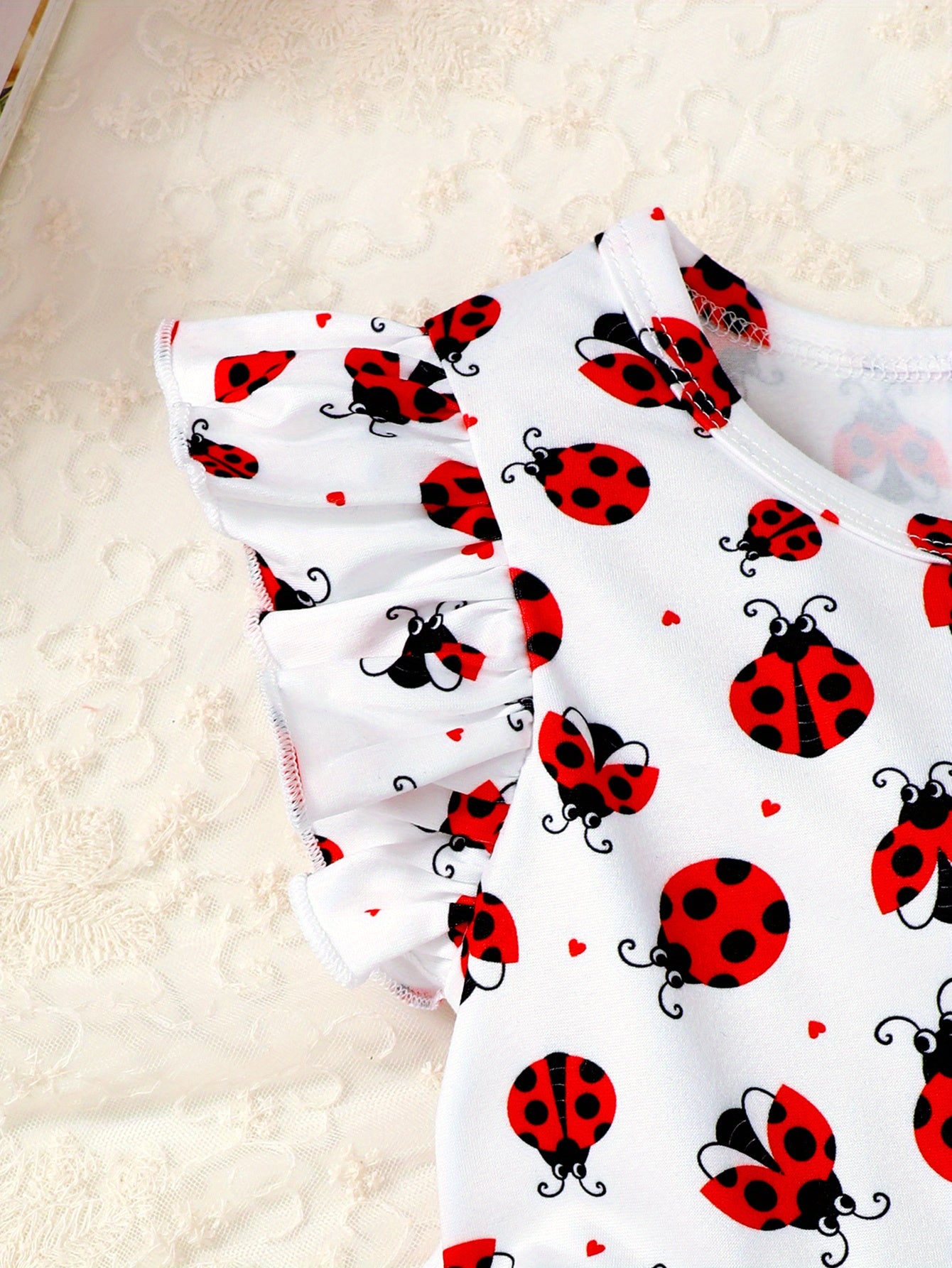 Cute Ladybug Baby Girl Ruffle Trim Sleeve T-Shirt and Shorts Outdoor Set Toddler Girl Casual Summer Outfit