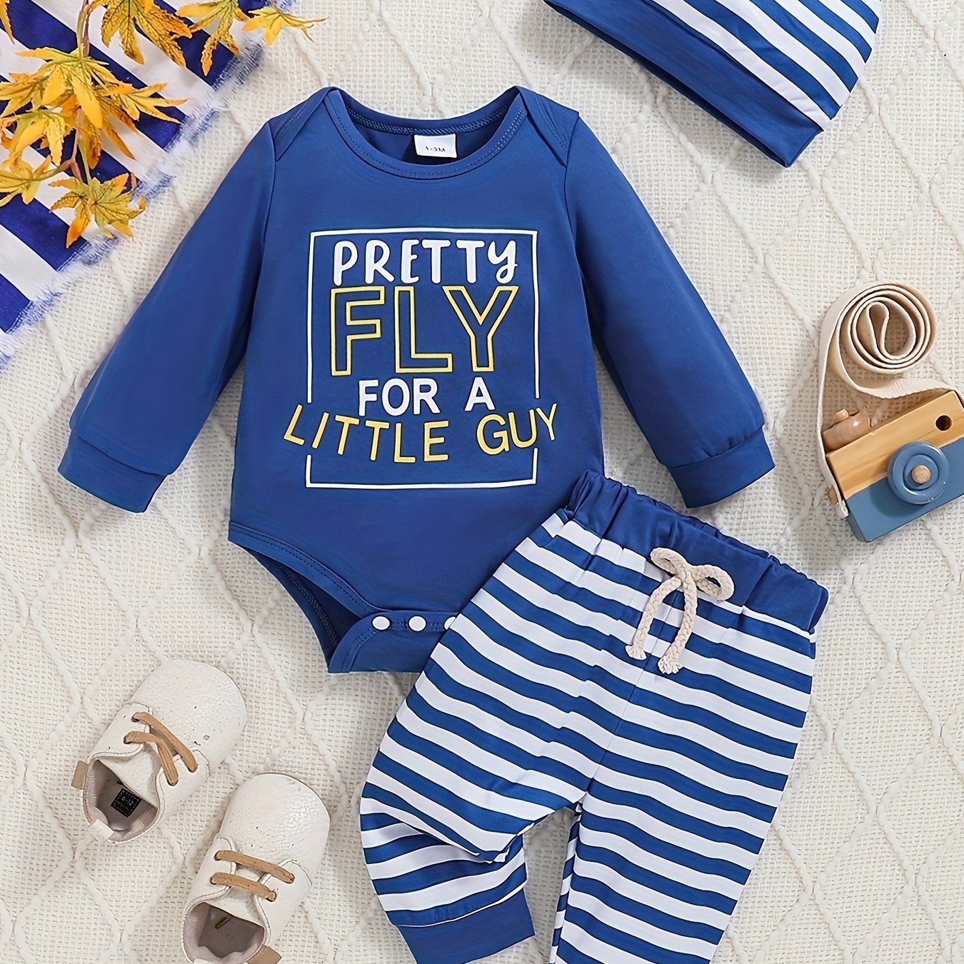 [Sunshine Boys' Shirt] Cute and Handsome Boys' Triangle Shirt | Blue Print and Letter Stripes, Sunshine, 0-12 Months, Perfect for Outdoor