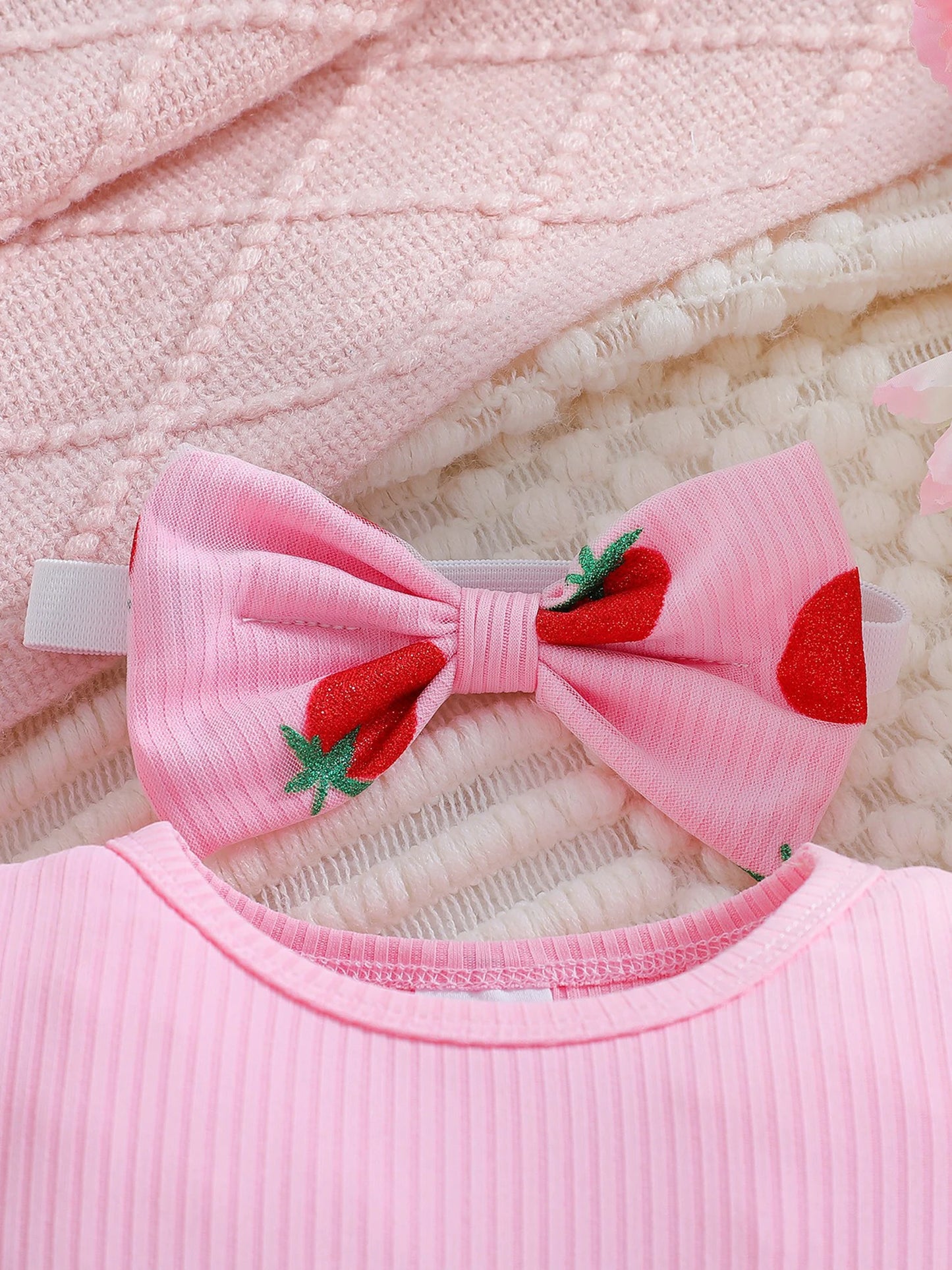 Infant Girls Newborn Floral Romper Set With Ruffle Sleeve And Headband