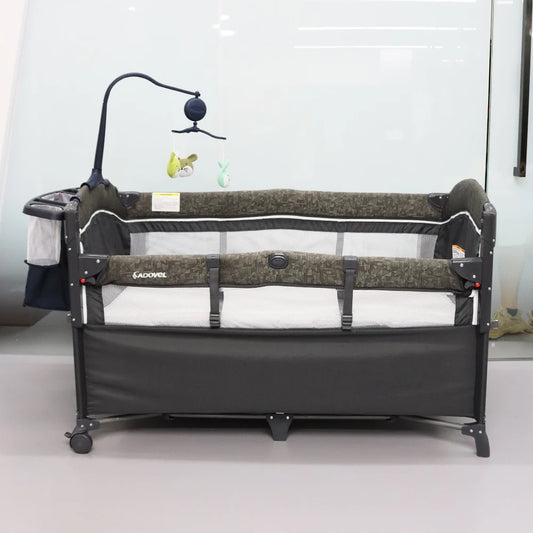 Cheap Hot Sale OEM Adjustable Baby Travel Rollaway Bed Bedside Crib Side Bed with Wheels and Diaper Table for 0 to 3 Years
